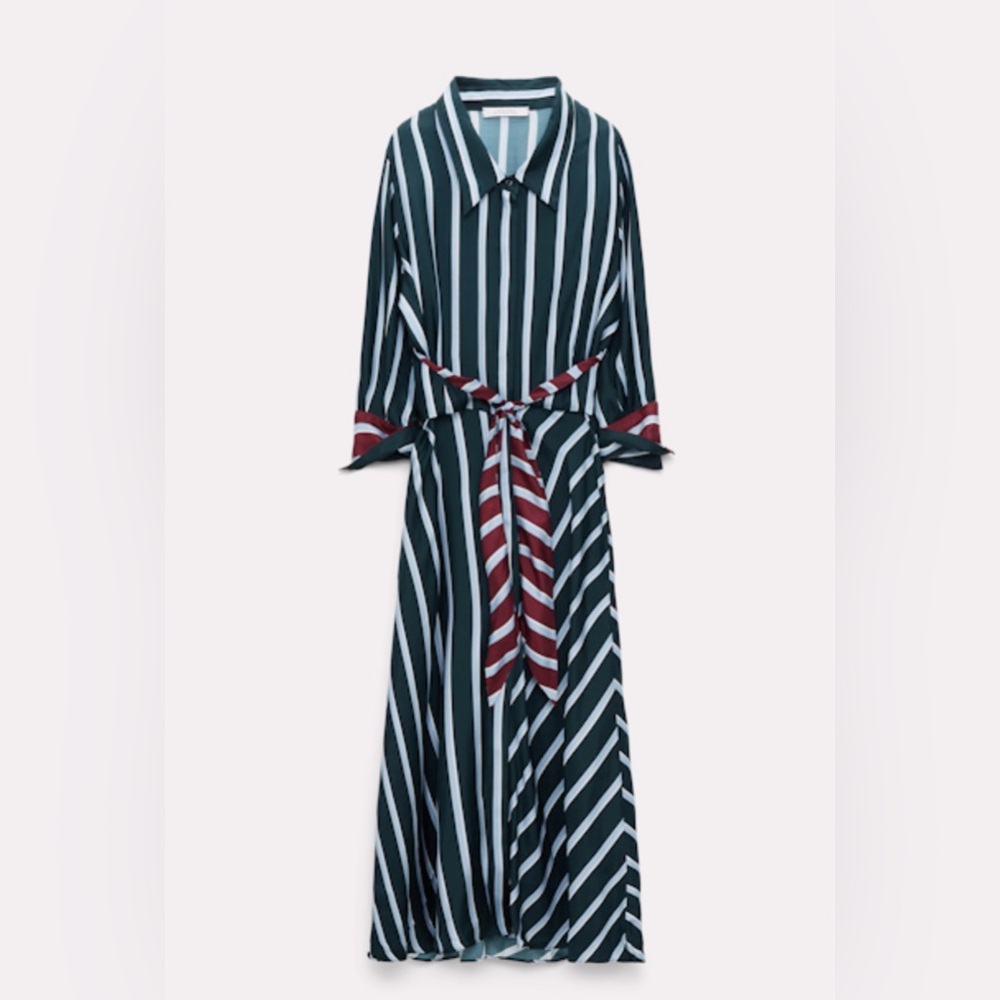 DOROTHEE
SCHUMACHER
LUXURIOUS DRESS - COLORFUL STRIPES LIKE NEW🔥